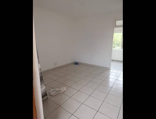 2 BEDROOM PROPERTY TO RENT IN BLUFF